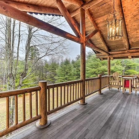 Spacious Cabin With Decks Near Saratoga Springs Middle Grove Kültér fotó
